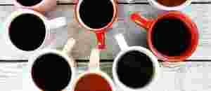 Abbildung von vielen Kaffeetassen