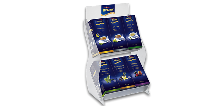 Teedisplay mit verschiedenen Meßmer Teesorten